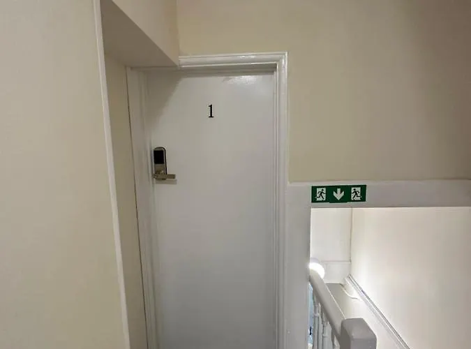 Dvmescape Flat1 Bristol