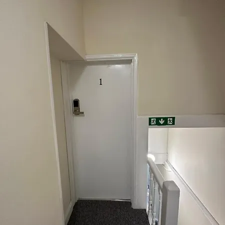 Dvmescape Flat1 Bristol