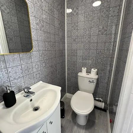 Dvmescape Flat1 Apartment *